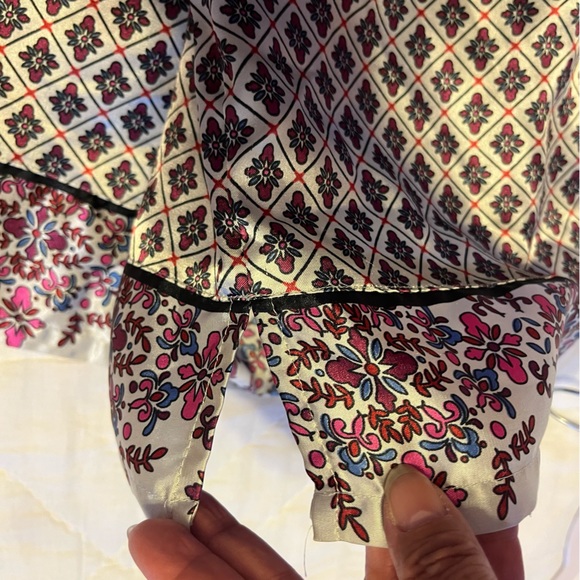 Thalia Sodi 2pc Satin Lounge Pajama Set - Picture 5 of 16